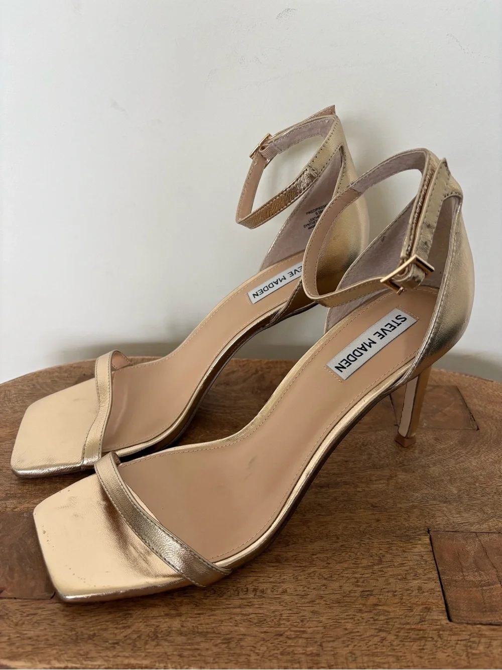 Steve Madden Piked Two Piece Stiletto Sandals Gold Size 9.5